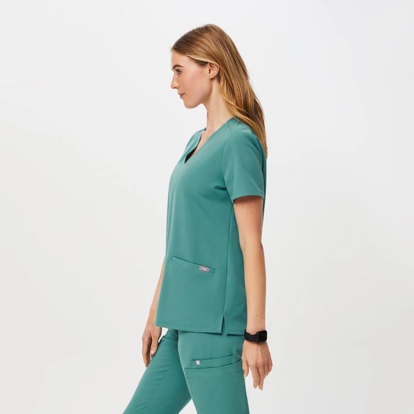 Women's FIGS Casma Three-Pocket Scrub Top | Color Cactus | Size S - Picture 11 of 14
